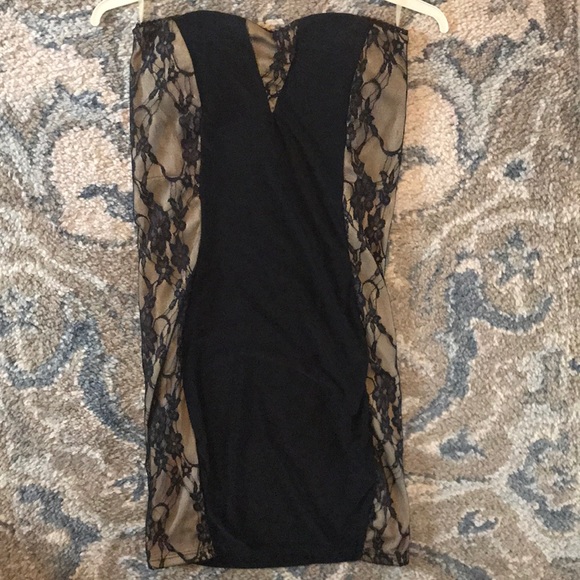 SOLD OUT - Picture 7 of 8